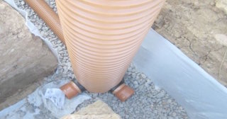 Дренаж вокруг отмостки в Ленинске-Кузнецком: Защита дома по цене от 1227 руб.