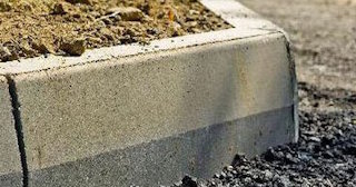Бордюр для газона в Ленинске-Кузнецком в октябре